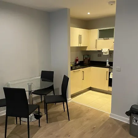 Reuben Street Ap Apartmán *
